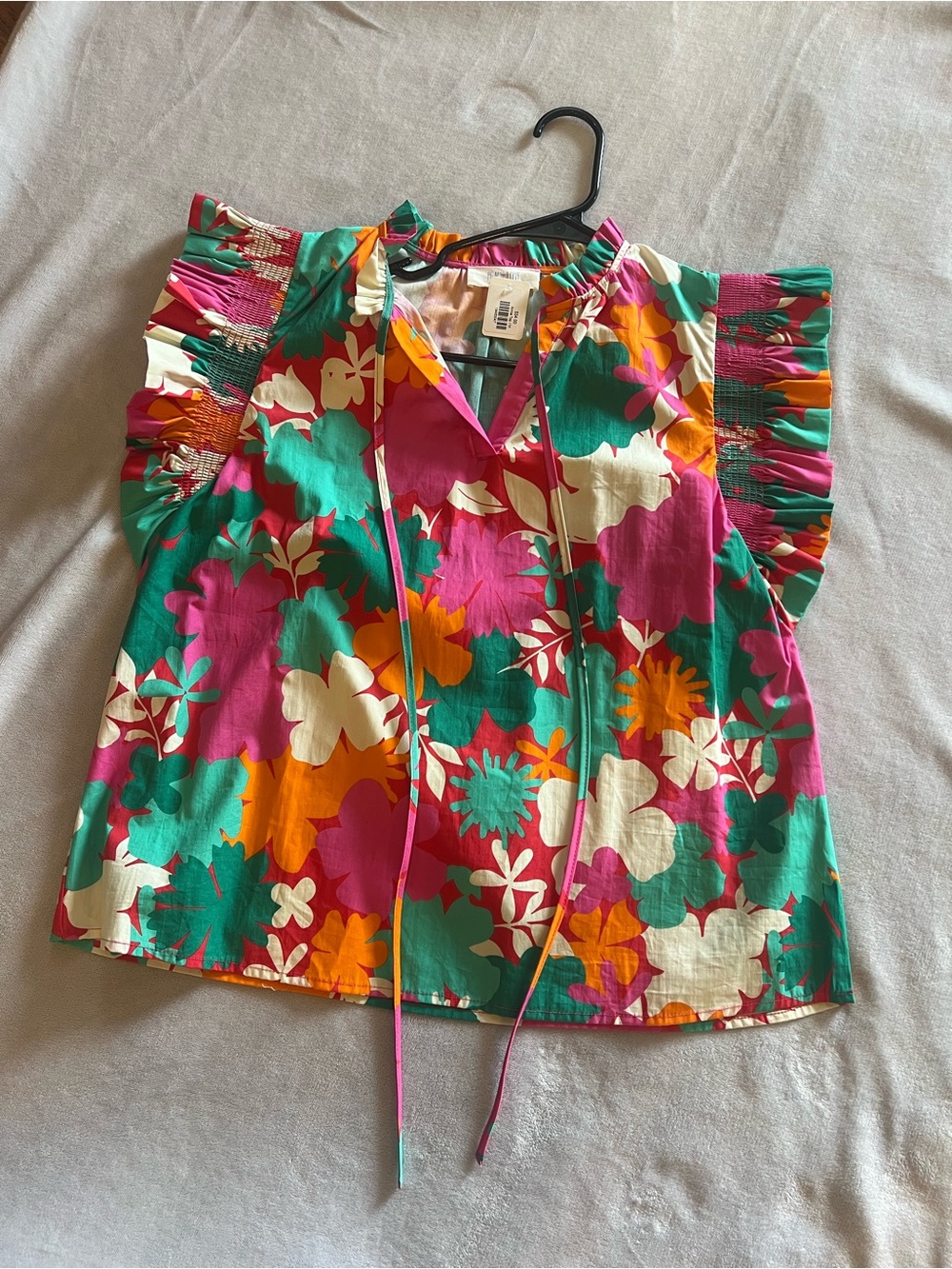 NWT Peach Love Floral Tie-Neck Flutter Sleeve Top - Multicolor